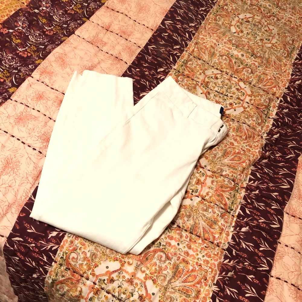 White pixie cropped pants